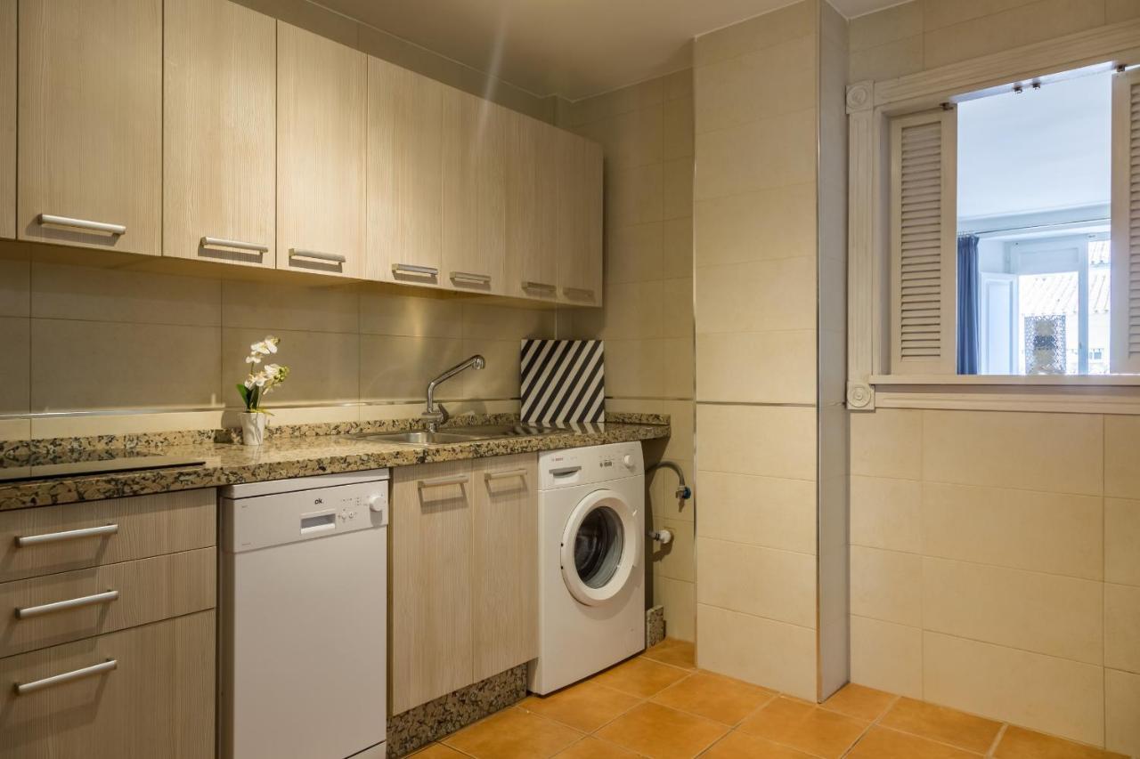 Urbe10 Plaza De La Merced 1 Bedroom Apartment Malaga Exterior photo